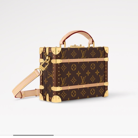 Louis Vuitton M11118
Handle Trunk Monogram - Picture 3 of 17